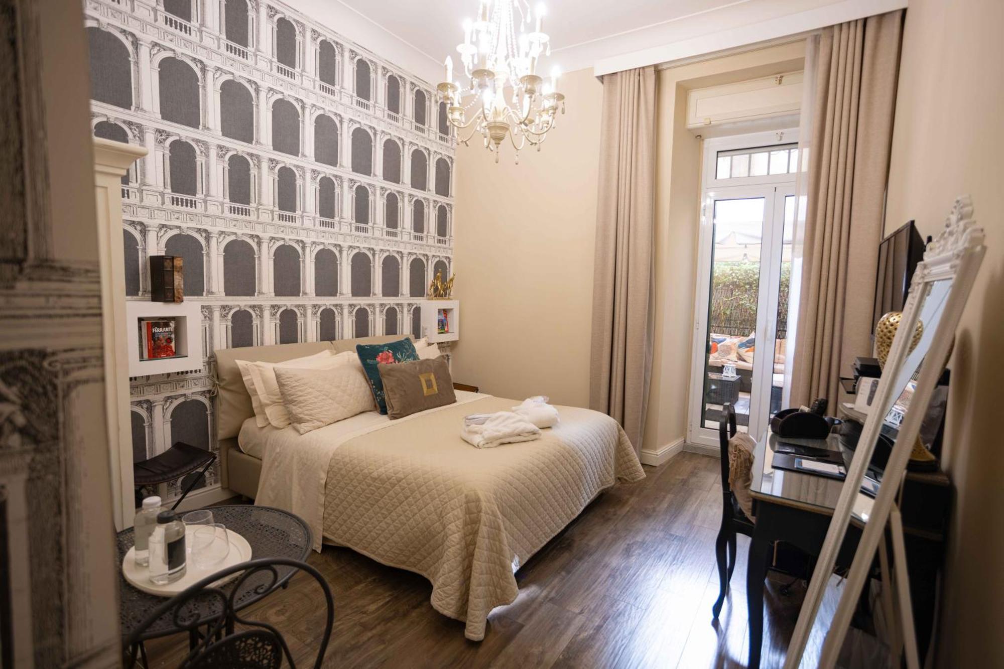 Domus Deorum Deluxe Naples Exterior photo